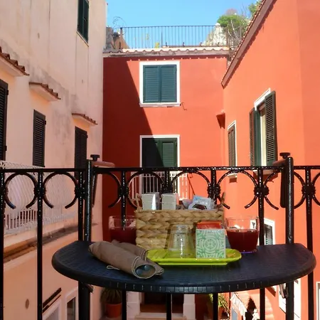 I 26 Gradini カプリ